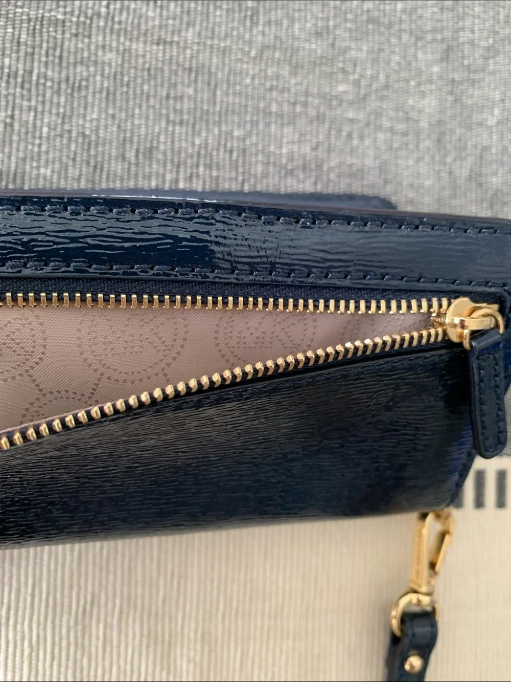 Vintage {Michael Kors} Navy Patent Wristlet with Gold Logo